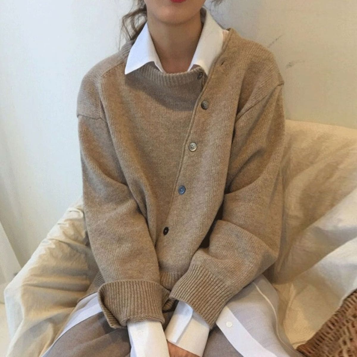Angélique | Cardigan à boutonnage asymétrique