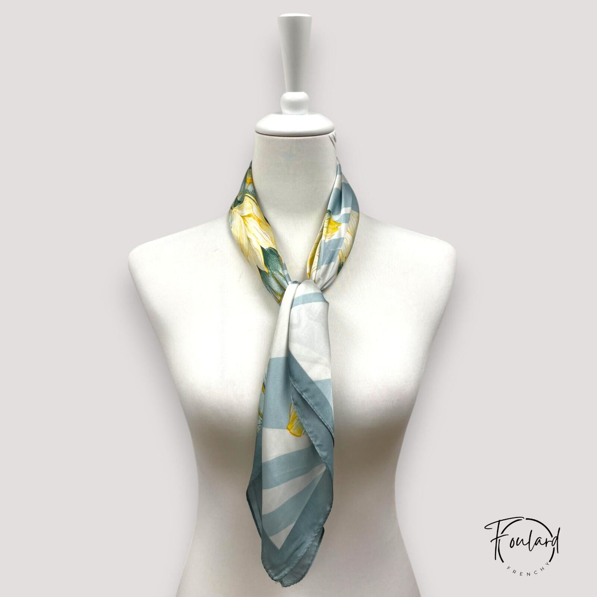 Coline | Foulard carré motif végétal