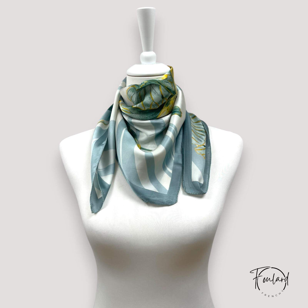 Coline | Foulard carré motif végétal