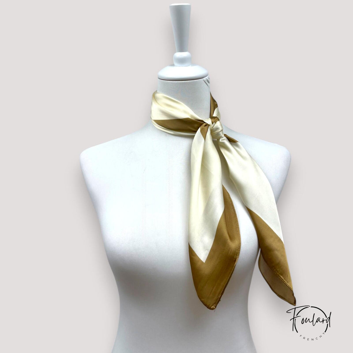 Carla | Foulard carré larges rayures