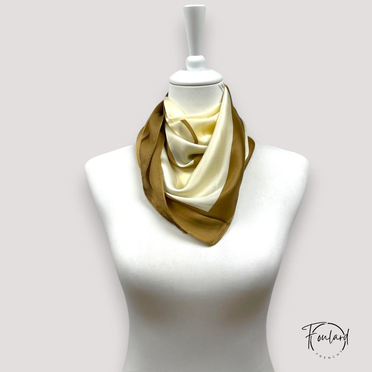 Carla | Foulard carré larges rayures