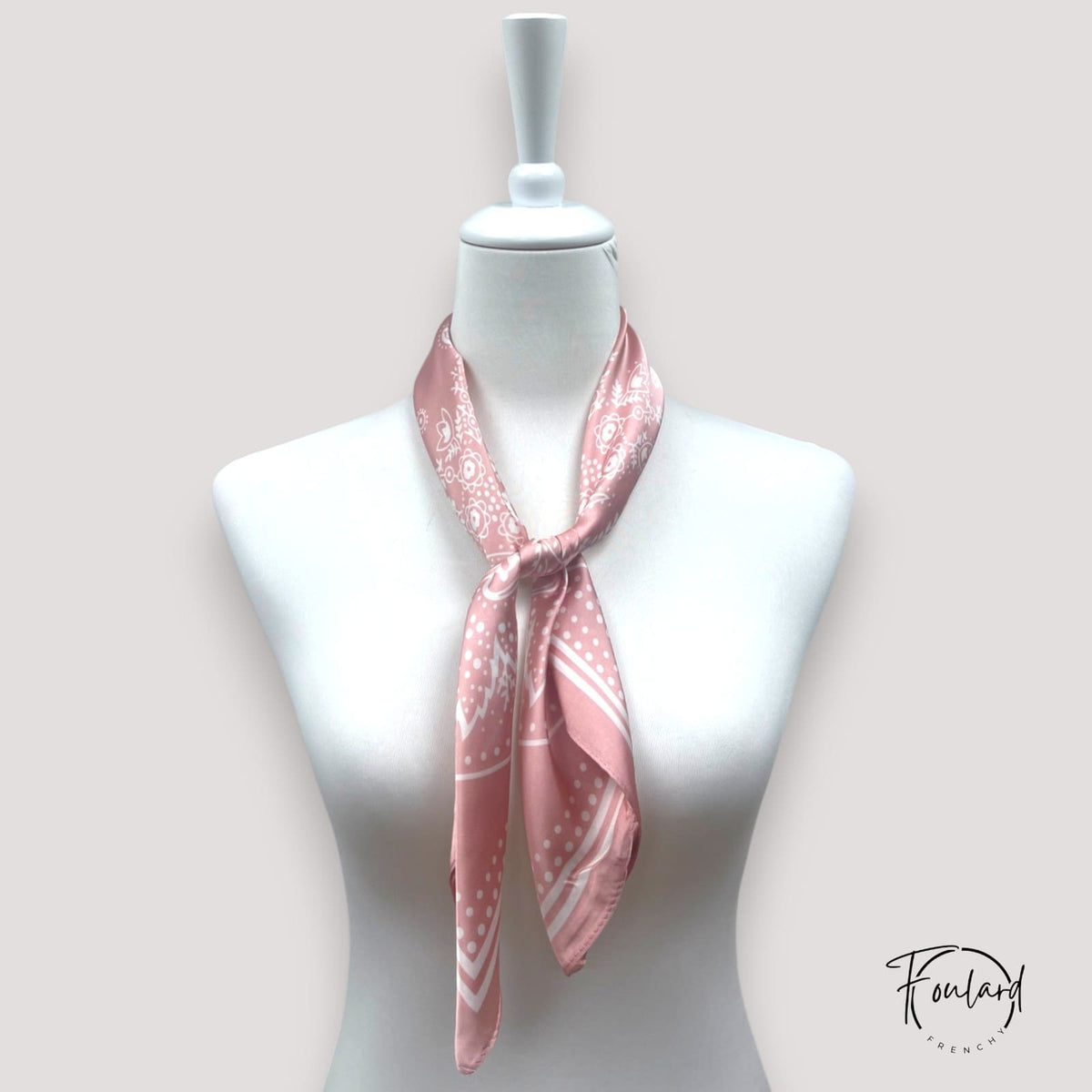 Catherine | Foulard carré motif cachemire