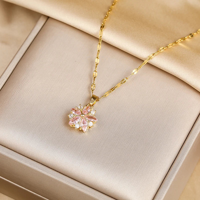 Collier romantique en rose Sakura en acier inoxydable