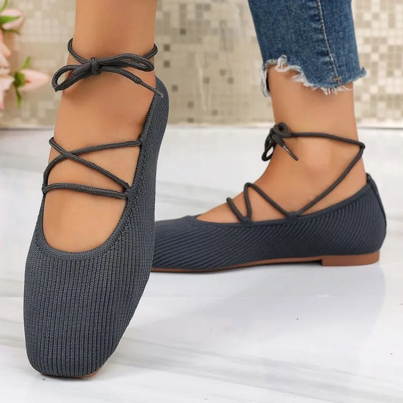 Annick | Ballerines à lacets croisés