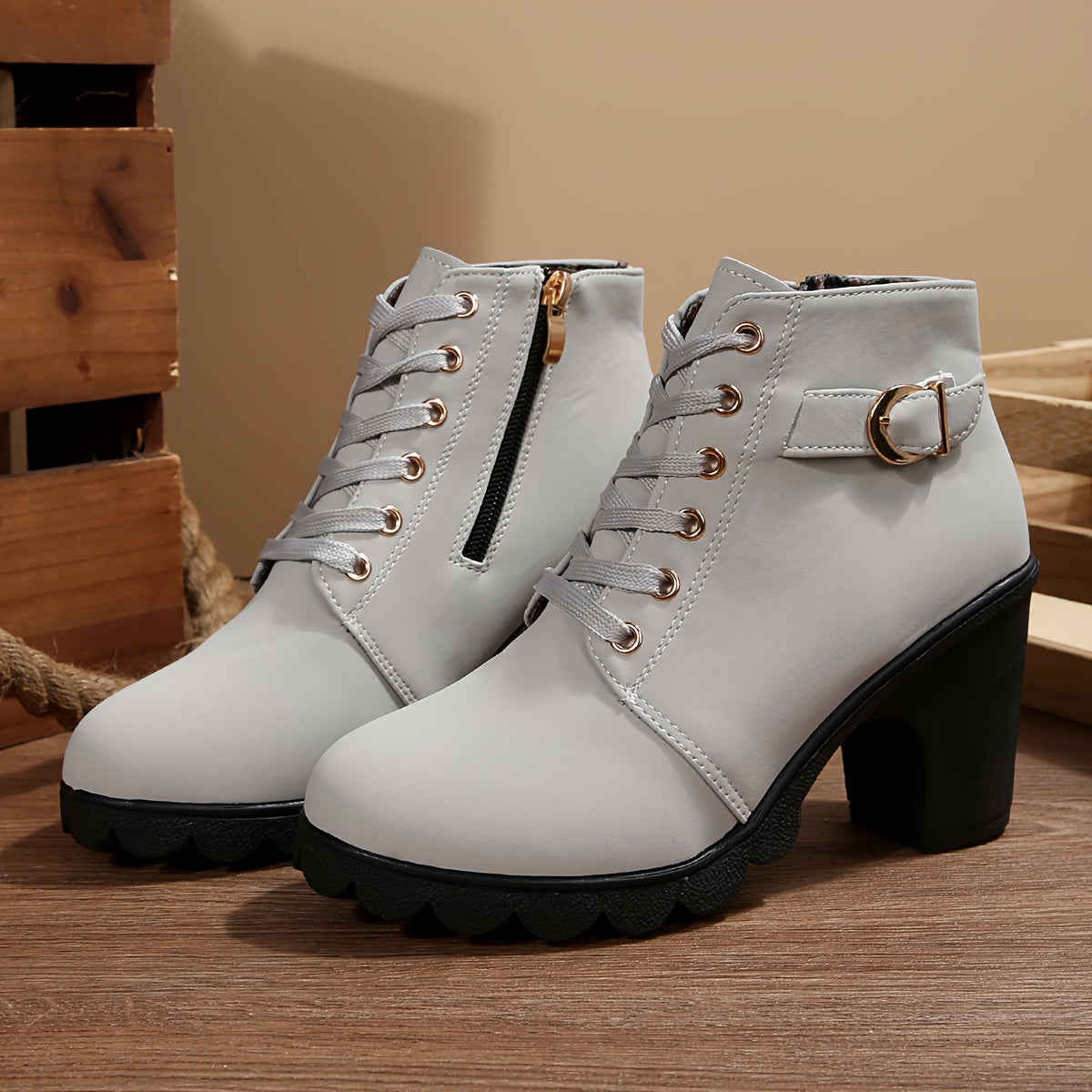 Philomène | Bottines lacées à œillets