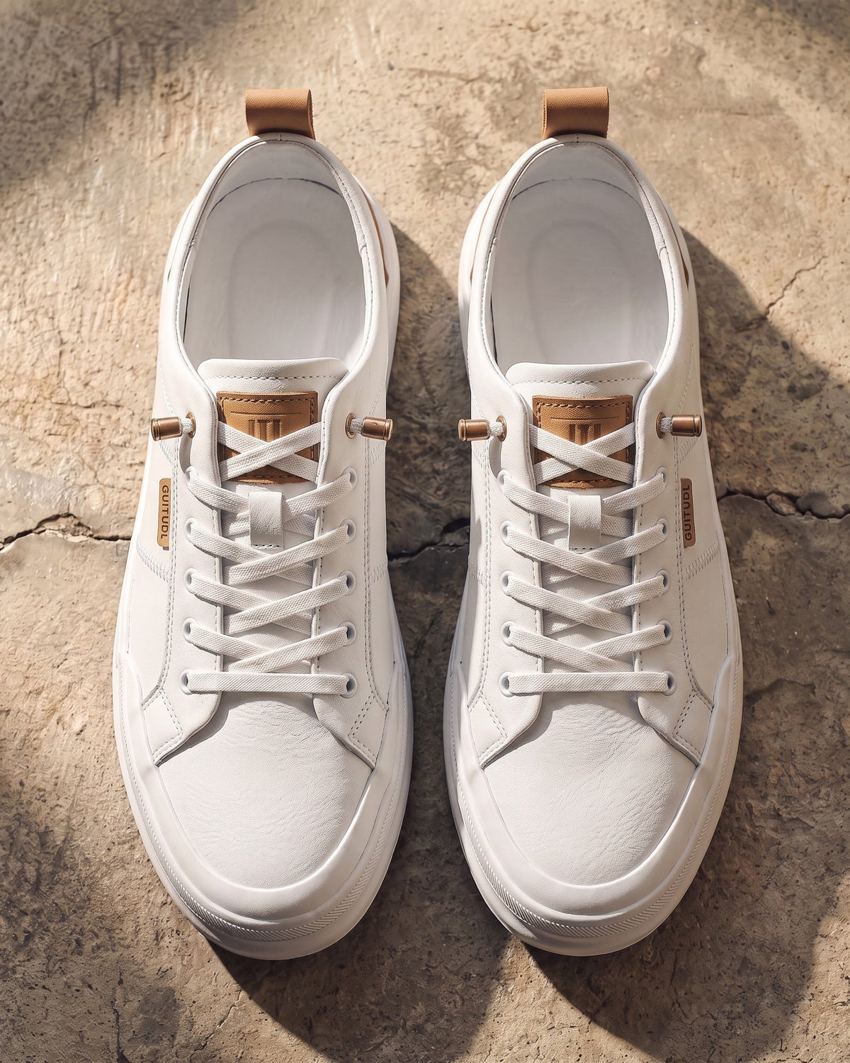 Norbert | Basket en cuir grainé