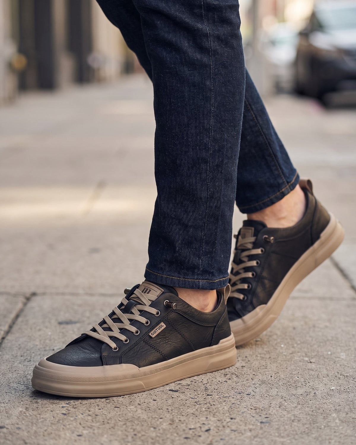 Norbert | Basket en cuir grainé