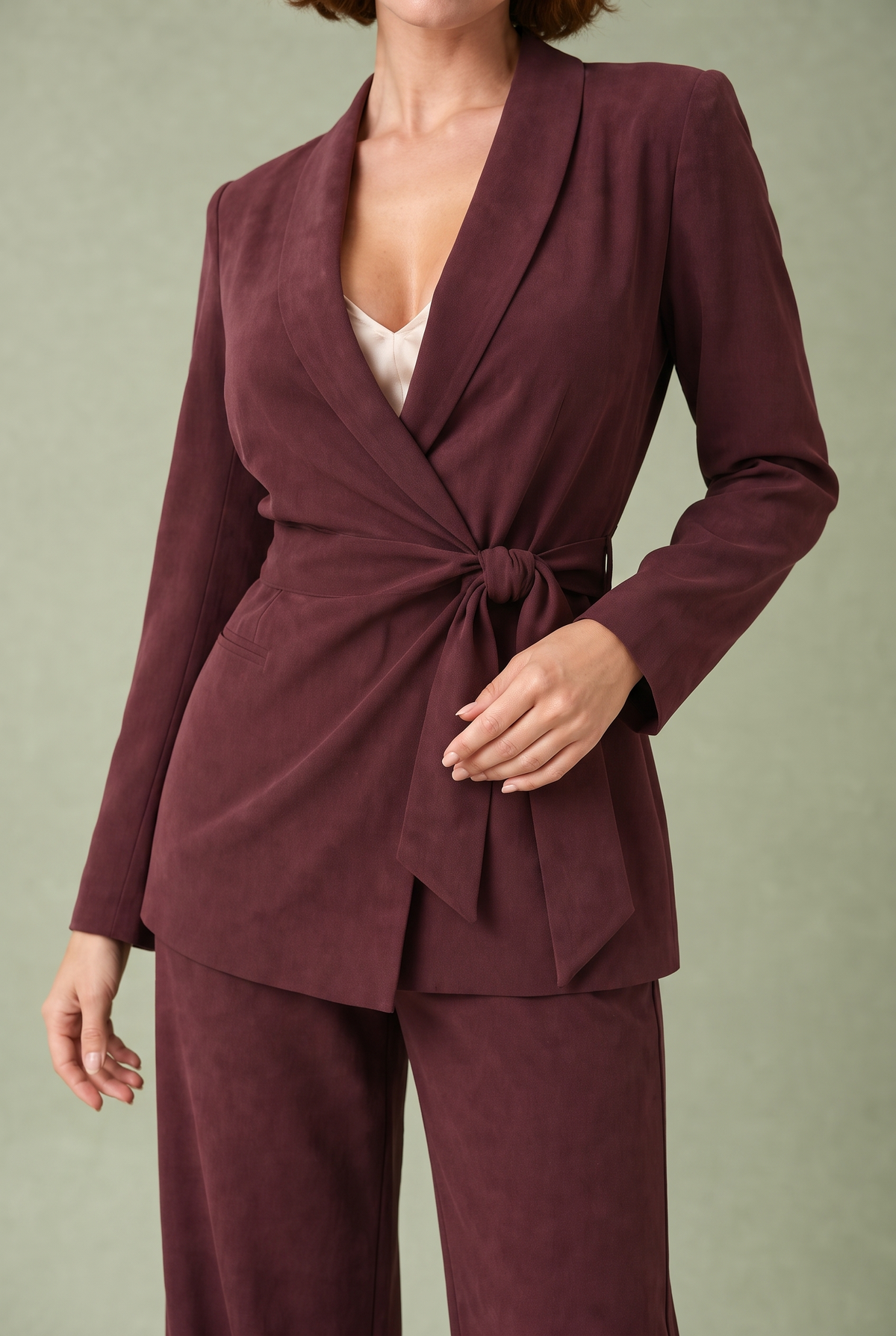 Line | Tailleur croisé en lin
