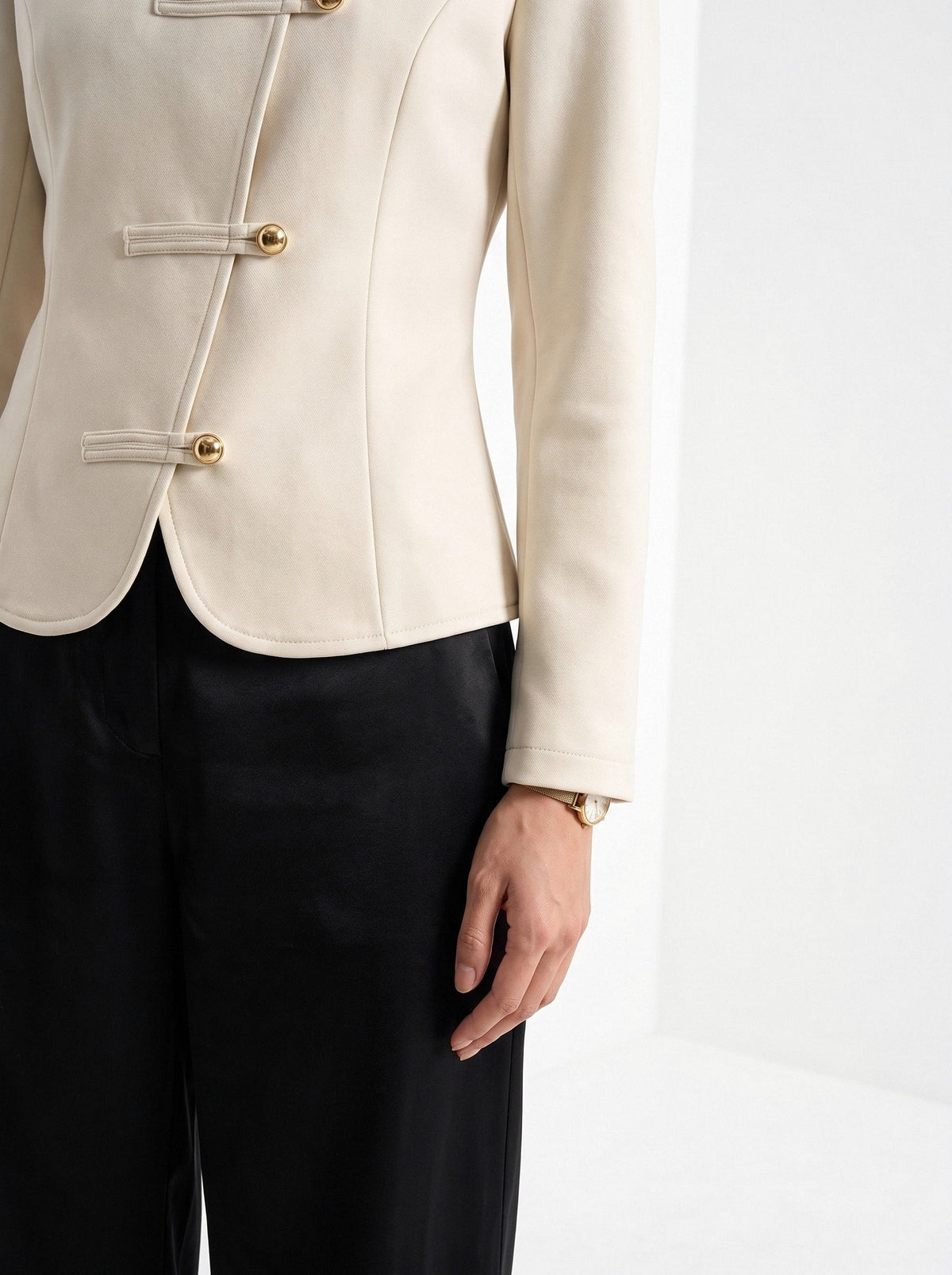 Brune | Veste cintrée col montant