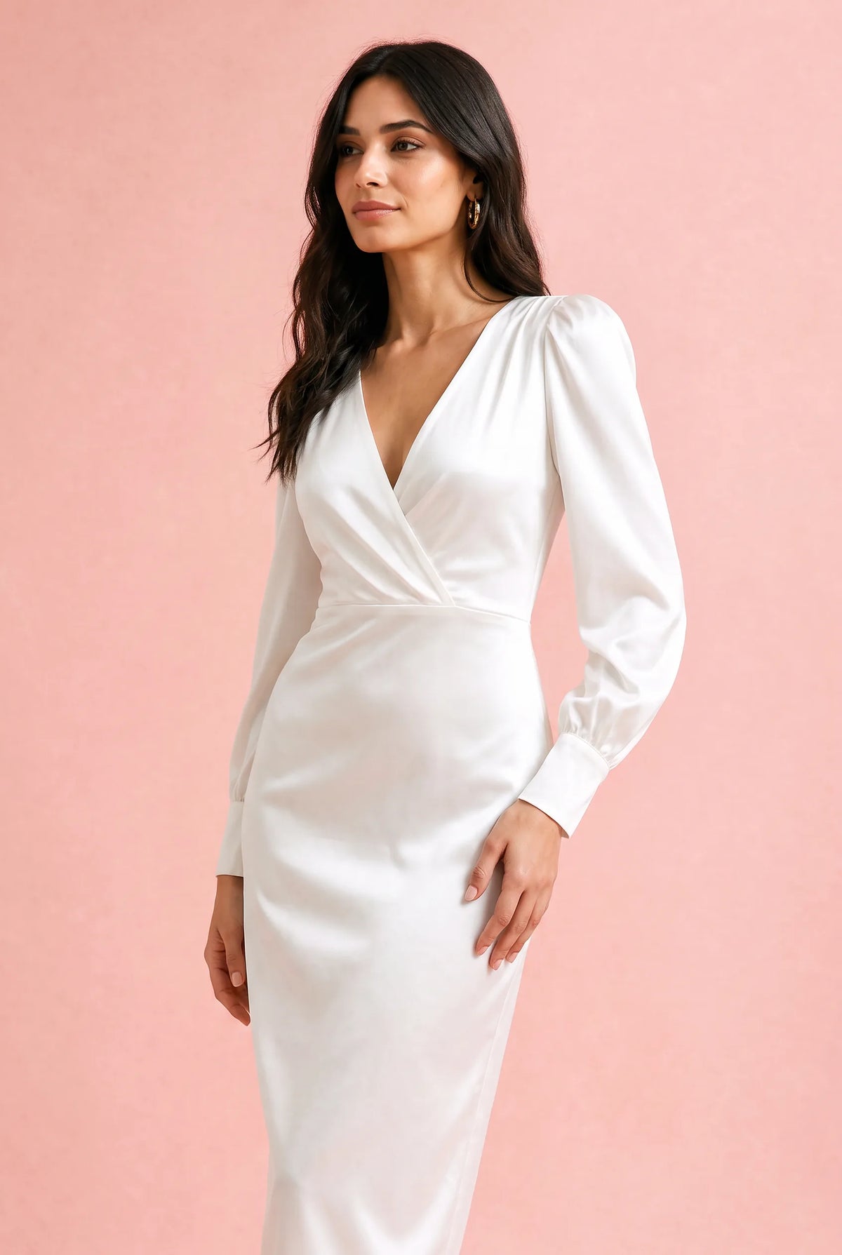 Danaé | Robe mi-longue satinée col V